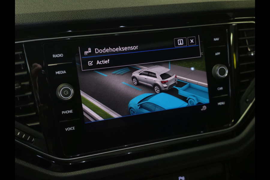 Volkswagen T-Roc 1.5 TSI Sport|PANO|VIRTUAL|ACC