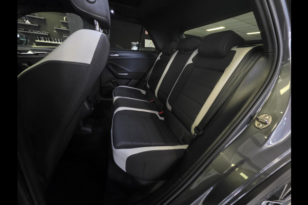 Volkswagen T-Roc 1.5 TSI Sport|PANO|VIRTUAL|ACC