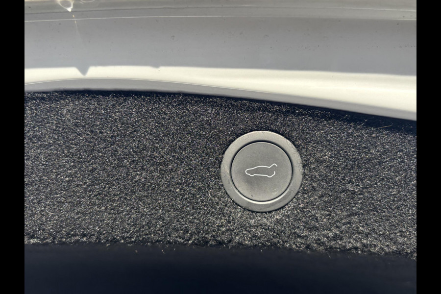 Tesla Model 3 Long Range AWD 78 kWh VAN: 44.900,- VOOR 41.877,- UW HERSFTVOORDEEL: 3.023,- euro. 1e Eigenaar | Origineel NL | BTW-Verrekenbaar | Fabrieksgarantie t/m 2027|