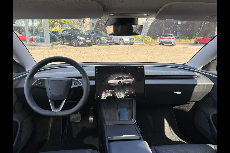 Tesla Model 3 Long Range AWD 78 kWh VAN: 44.900,- VOOR 41.877,- UW HERSFTVOORDEEL: 3.023,- euro. 1e Eigenaar | Origineel NL | BTW-Verrekenbaar | Fabrieksgarantie t/m 2027|