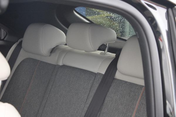 Mazda MX-30 e-SkyActiv 145 Luxury 36 kWh | Cruise control | head up display