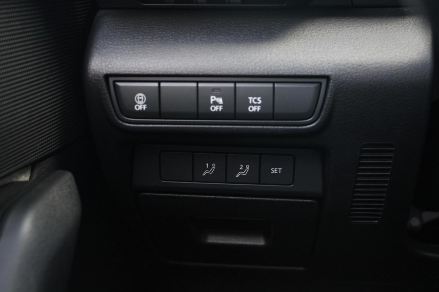 Mazda MX-30 e-SkyActiv 145 Luxury 36 kWh | Cruise control | head up display