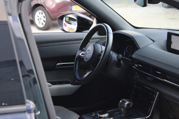 Mazda MX-30 e-SkyActiv 145 Luxury 36 kWh | Cruise control | head up display