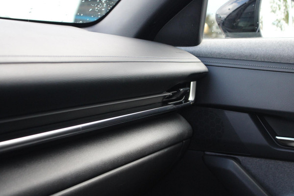 Mazda MX-30 e-SkyActiv 145 Luxury 36 kWh | Cruise control | head up display