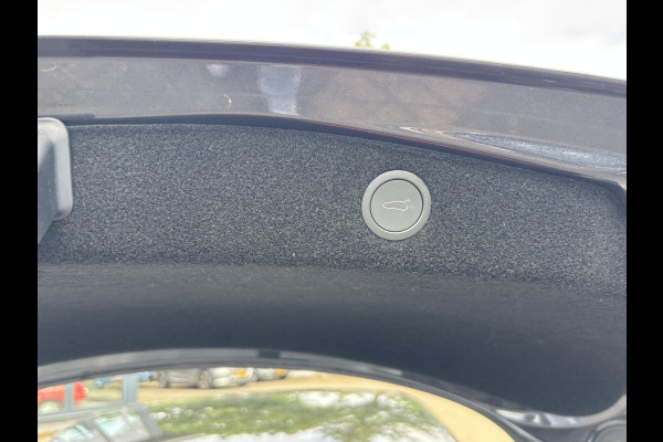 Tesla Model 3 RWD 60 kWh VAN: 38.900,- VOOR: 36.440,- UW HERFSTVOORDEEL: 2.460,- | ORIG. NL | 1E EIGENAAR | VOLLEDIGE TESLA GARANTIE T/M 03-2028/80.000KM | AANDRIJFLIJN EN ACCU T/M 03-2032 OF 160.000KM