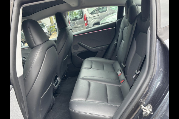 Tesla Model 3 RWD 60 kWh VAN: 38.900,- VOOR: 36.440,- UW HERFSTVOORDEEL: 2.460,- | ORIG. NL | 1E EIGENAAR | VOLLEDIGE TESLA GARANTIE T/M 03-2028/80.000KM | AANDRIJFLIJN EN ACCU T/M 03-2032 OF 160.000KM