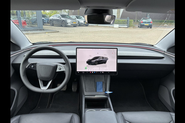 Tesla Model 3 RWD 60 kWh VAN: 38.900,- VOOR: 36.440,- UW HERFSTVOORDEEL: 2.460,- | ORIG. NL | 1E EIGENAAR | VOLLEDIGE TESLA GARANTIE T/M 03-2028/80.000KM | AANDRIJFLIJN EN ACCU T/M 03-2032 OF 160.000KM
