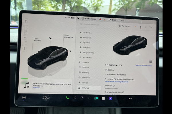 Tesla Model 3 RWD 60 kWh VAN: 38.900,- VOOR: 36.440,- UW HERFSTVOORDEEL: 2.460,- | ORIG. NL | 1E EIGENAAR | VOLLEDIGE TESLA GARANTIE T/M 03-2028/80.000KM | AANDRIJFLIJN EN ACCU T/M 03-2032 OF 160.000KM