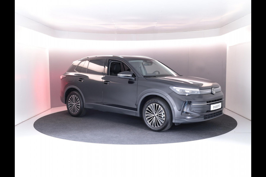 Volkswagen Tiguan 1.5 eTSI Life Edition 130 pk Automaat (DSG) | Navigatie | Elektr. trekhaak | Stoelverwarming | Parkeersensoren | 18"LM velgen  Achteruitrijcamera |