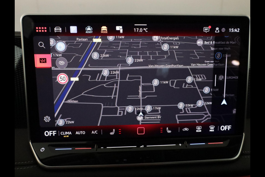Volkswagen Tiguan 1.5 eTSI Life Edition 130 pk Automaat (DSG) | Navigatie | Elektr. trekhaak | Stoelverwarming | Parkeersensoren | 18"LM velgen  Achteruitrijcamera |