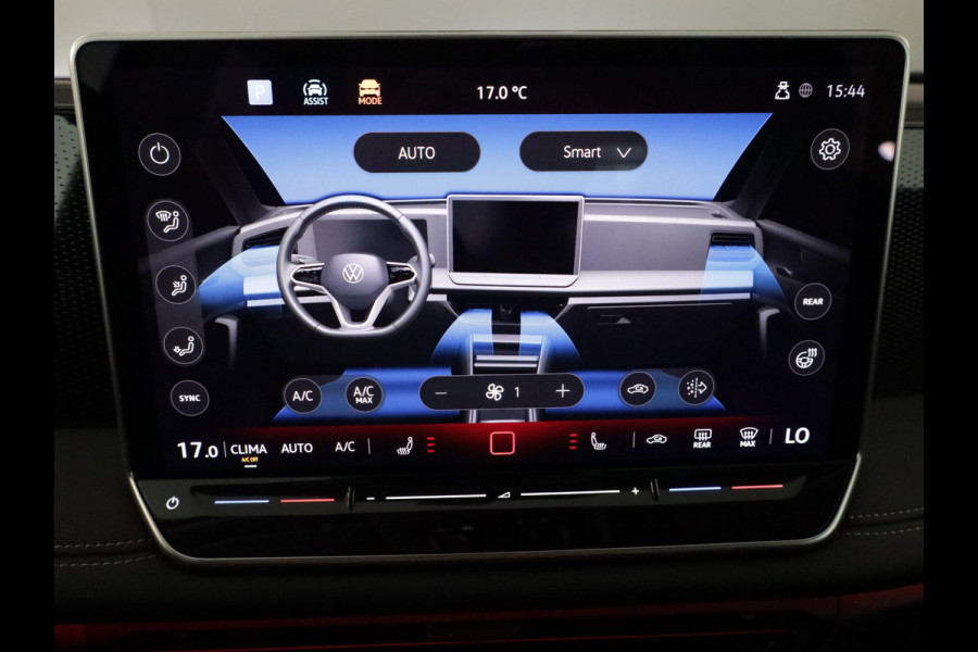 Volkswagen Tiguan 1.5 eTSI Life Edition 130 pk Automaat (DSG) | Navigatie | Elektr. trekhaak | Stoelverwarming | Parkeersensoren | 18"LM velgen  Achteruitrijcamera |