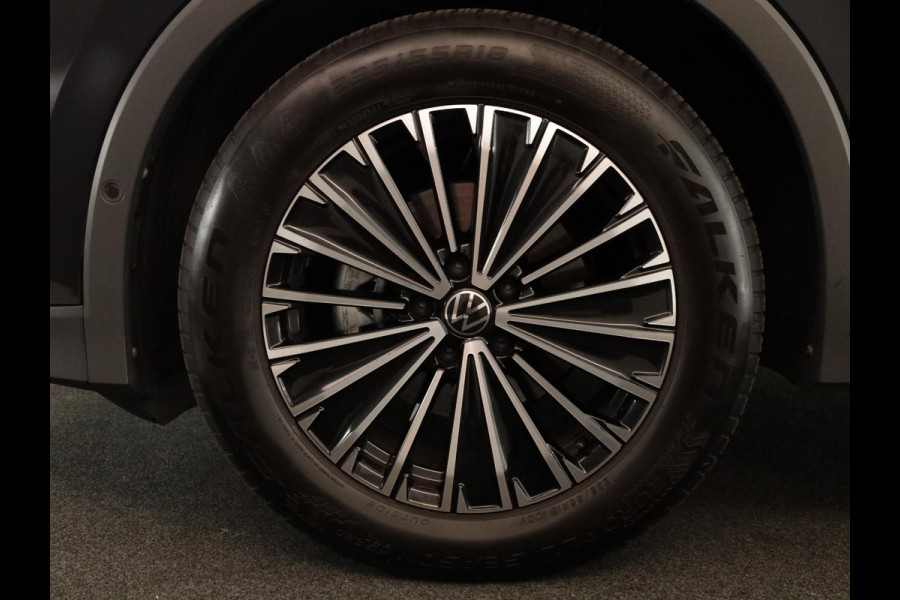 Volkswagen Tiguan 1.5 eTSI Life Edition 130 pk Automaat (DSG) | Navigatie | Elektr. trekhaak | Stoelverwarming | Parkeersensoren | 18"LM velgen  Achteruitrijcamera |