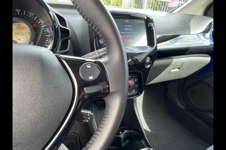 Peugeot 108 1.0 e-VTi Collection TOP! Open Dak / Carplay / Camera