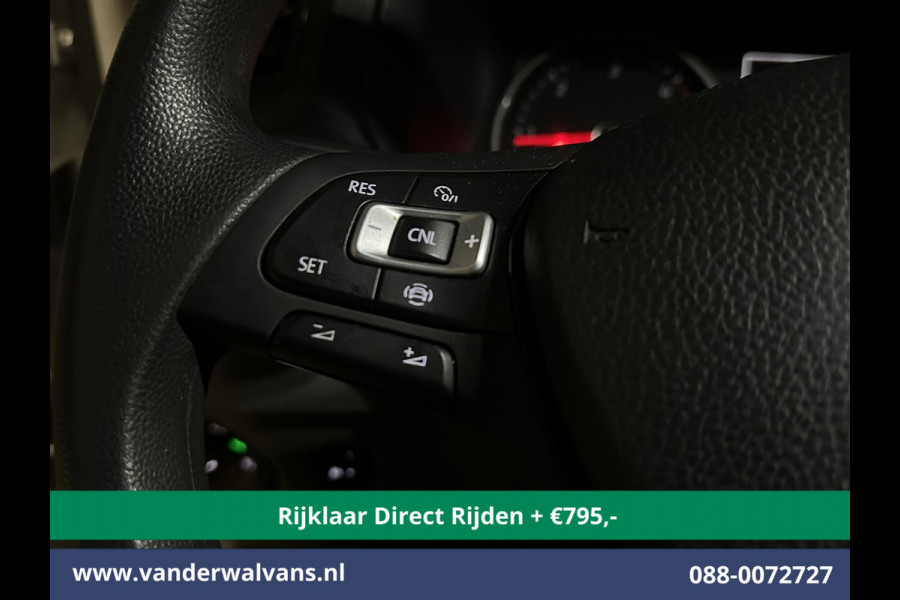 Volkswagen Crafter 2.0 TDI 140pk L3H3 L2H2 Euro6 *Rijklaar Direct Rijden* Airco | Camera | Apple Carplay | Cruisecontrol Parkeersensoren, Android Auto, Chauffeursstoel, Bijrijdersbank, 3000kg trekvermogen, zilver