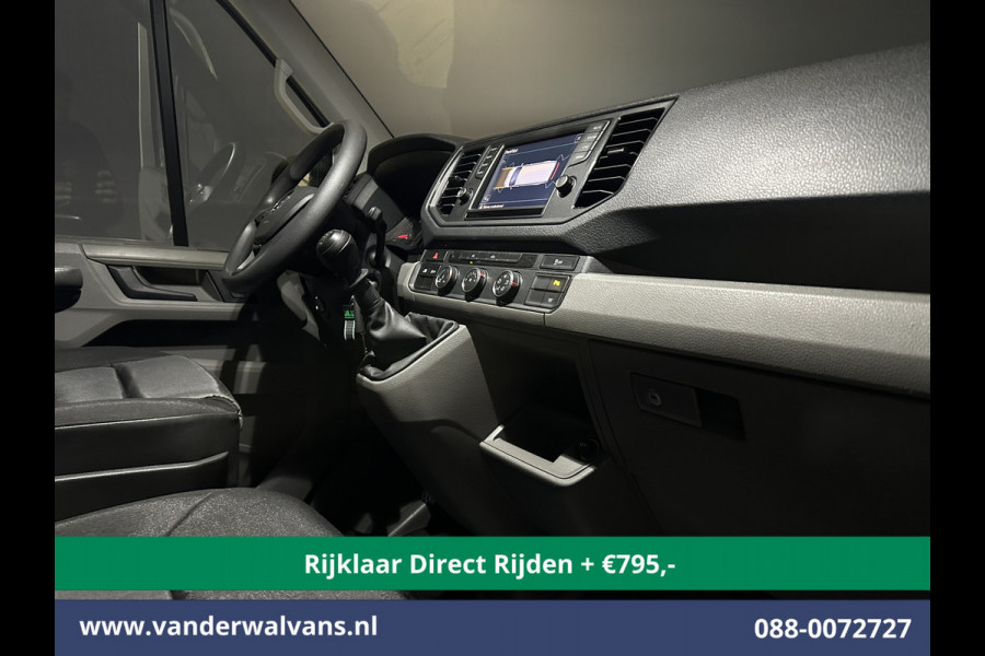 Volkswagen Crafter 2.0 TDI 140pk L3H3 L2H2 Euro6 *Rijklaar Direct Rijden* Airco | Camera | Apple Carplay | Cruisecontrol Parkeersensoren, Android Auto, Chauffeursstoel, Bijrijdersbank, 3000kg trekvermogen, zilver