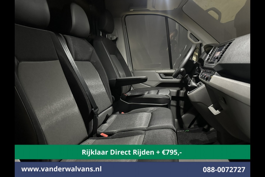 Volkswagen Crafter 2.0 TDI 140pk L3H3 L2H2 Euro6 *Rijklaar Direct Rijden* Airco | Camera | Apple Carplay | Cruisecontrol Parkeersensoren, Android Auto, Chauffeursstoel, Bijrijdersbank, 3000kg trekvermogen, zilver