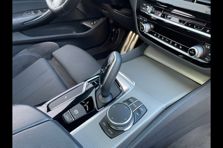BMW 5 Serie Touring 540i xDrive High Executive PanoramaDak / M-Sport