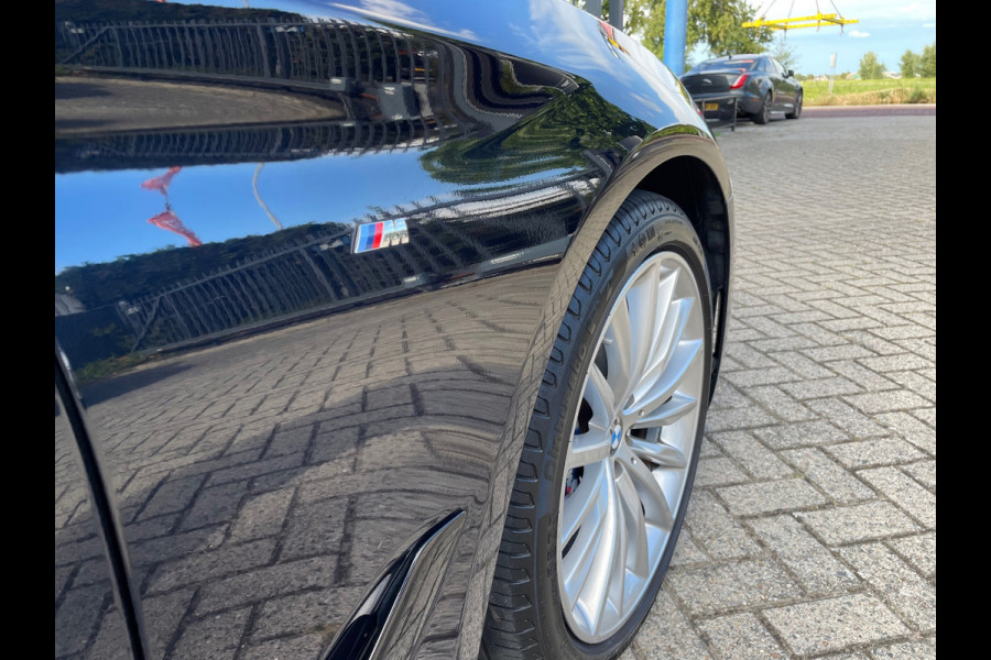 BMW 5 Serie Touring 540i xDrive High Executive PanoramaDak / M-Sport