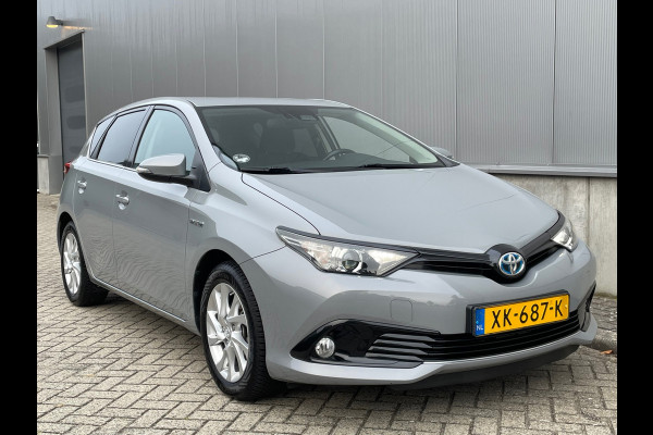 Toyota Auris 1.8 Hybrid Energy Plus / Navigatie / Trekhaak