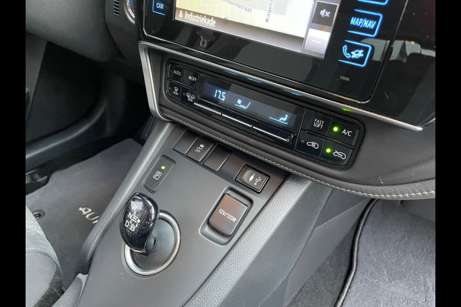 Toyota Auris 1.8 Hybrid Energy Plus / Navigatie / Trekhaak Toyota Auris 1.8 Hybrid Energy Plus / Navigatie / Trekhaak