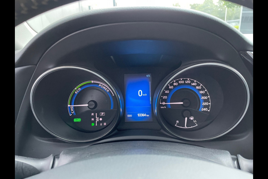 Toyota Auris 1.8 Hybrid Energy Plus / Navigatie / Trekhaak Toyota Auris 1.8 Hybrid Energy Plus / Navigatie / Trekhaak