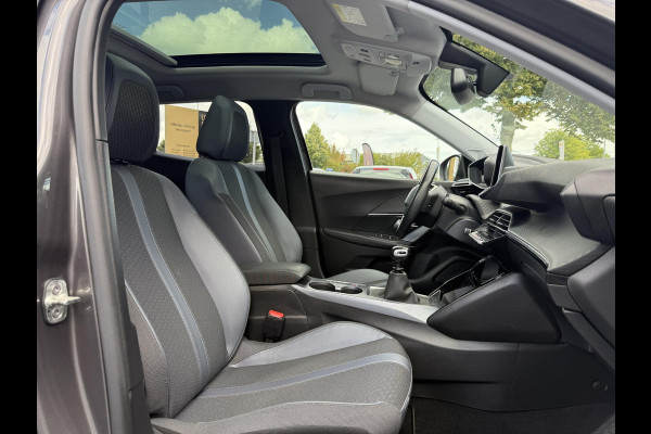Peugeot 2008 1.2 PureTech Allure Navi,Pano,Clima,Camera,Cruise,PDC,Trekhaak,D-riem v.v. bij 48.000 km,N.A.P,APK tot 04-2026
