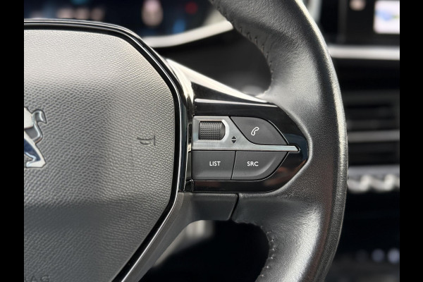 Peugeot 2008 1.2 PureTech Allure Navi,Pano,Clima,Camera,Cruise,PDC,Trekhaak,D-riem v.v. bij 48.000 km,N.A.P,APK tot 04-2026
