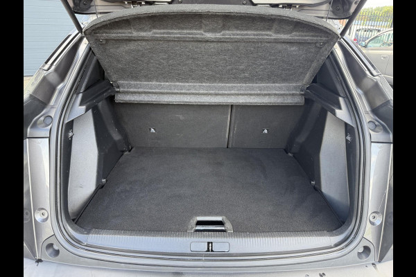 Peugeot 2008 1.2 PureTech Allure Navi,Pano,Clima,Camera,Cruise,PDC,Trekhaak,D-riem v.v. bij 48.000 km,N.A.P,APK tot 04-2026