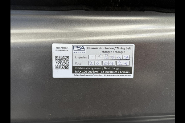 Peugeot 2008 1.2 PureTech Allure Navi,Pano,Clima,Camera,Cruise,PDC,Trekhaak,D-riem v.v. bij 48.000 km,N.A.P,APK tot 04-2026