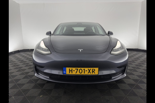 Tesla Model 3 Standard RWD Plus 60 kWh [ 3-Fase ] {SOH-86%} (INCL-BTW) Aut. *PANO | AUTO-PILOT | LUXURY-LEATHER | KEYLESS | FULL-LED | MEMORY-PACK | SURROUND-VIEW | DAB | CARPLAY | DIGI-COCKPIT | LANE-ASSIST | COMFORT-SEATS | TOWBAR | 19"ALU*