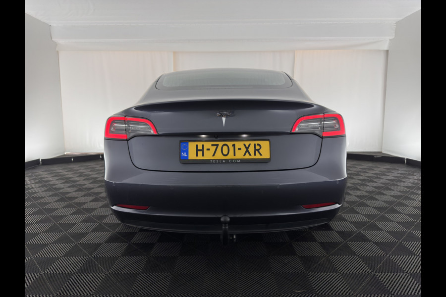 Tesla Model 3 Standard RWD Plus 60 kWh [ 3-Fase ] {SOH-86%} (INCL-BTW) Aut. *PANO | AUTO-PILOT | LUXURY-LEATHER | KEYLESS | FULL-LED | MEMORY-PACK | SURROUND-VIEW | DAB | CARPLAY | DIGI-COCKPIT | LANE-ASSIST | COMFORT-SEATS | TOWBAR | 19"ALU*