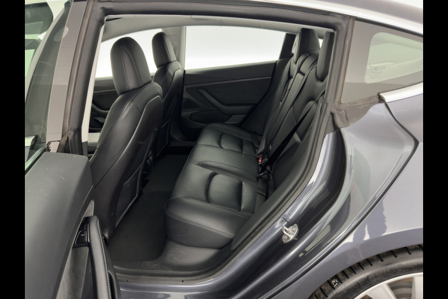 Tesla Model 3 Standard RWD Plus 60 kWh [ 3-Fase ] {SOH-86%} (INCL-BTW) Aut. *PANO | AUTO-PILOT | LUXURY-LEATHER | KEYLESS | FULL-LED | MEMORY-PACK | SURROUND-VIEW | DAB | CARPLAY | DIGI-COCKPIT | LANE-ASSIST | COMFORT-SEATS | TOWBAR | 19"ALU*