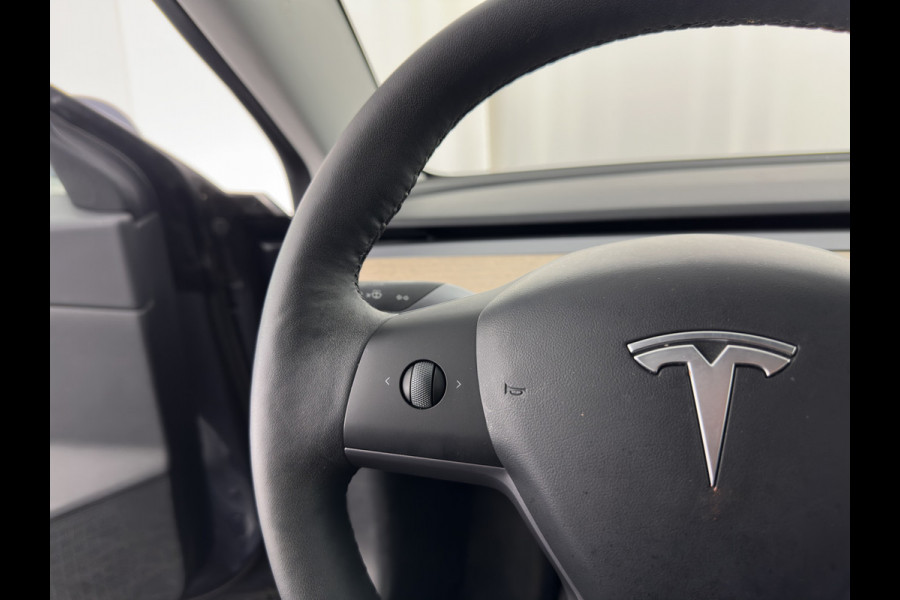 Tesla Model 3 Standard RWD Plus 60 kWh [ 3-Fase ] {SOH-86%} (INCL-BTW) Aut. *PANO | AUTO-PILOT | LUXURY-LEATHER | KEYLESS | FULL-LED | MEMORY-PACK | SURROUND-VIEW | DAB | CARPLAY | DIGI-COCKPIT | LANE-ASSIST | COMFORT-SEATS | TOWBAR | 19"ALU*