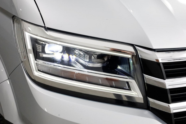 Volkswagen Crafter 35 2.0 TDI 177pk RWD L3H3 (L2H2) Highline LED/Inrichting/Trekhaak 3500kg 05-2020