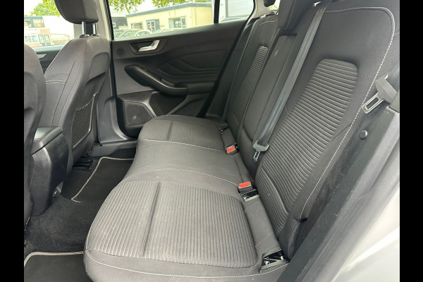 Ford FOCUS Wagon 1.0 EcoBoost Titanium Business Winter Pack