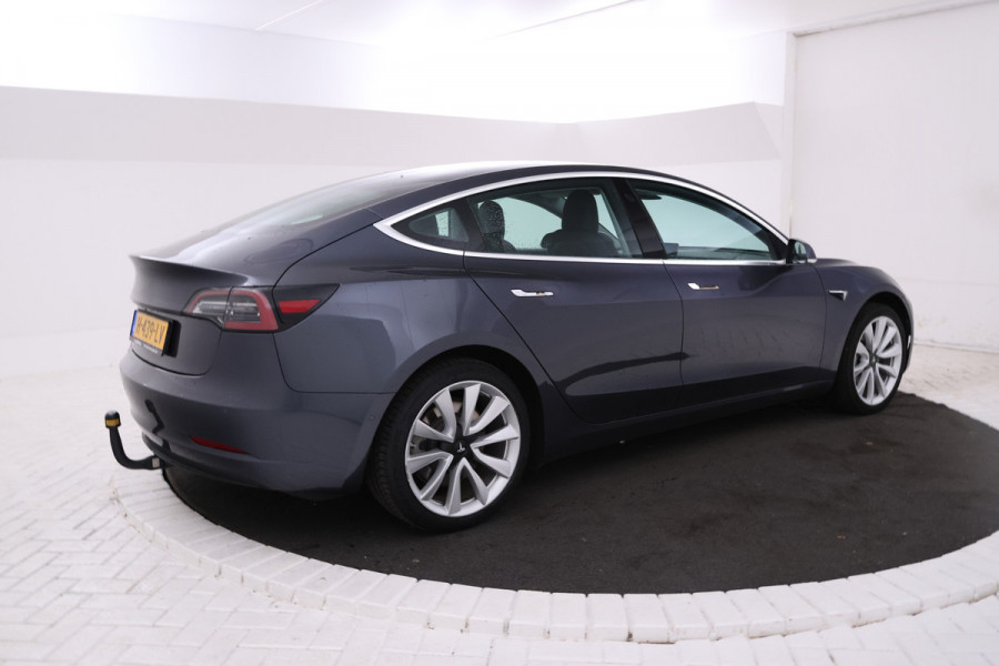 Tesla Model 3 Standard RWD Plus 60 kWh