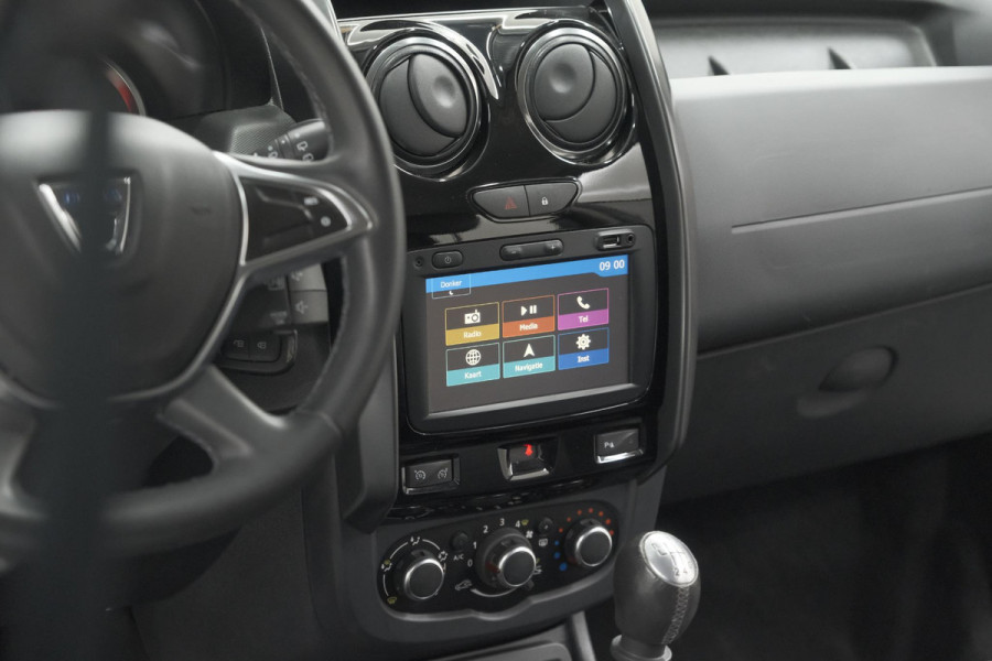 Dacia Duster TCe 120 4x2 Blackshadow | Trekhaak | Camera | Navigatie | Parkeersensoren