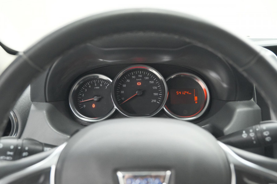 Dacia Duster TCe 120 4x2 Blackshadow | Trekhaak | Camera | Navigatie | Parkeersensoren