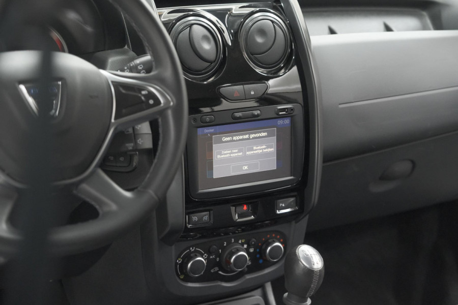 Dacia Duster TCe 120 4x2 Blackshadow | Trekhaak | Camera | Navigatie | Parkeersensoren