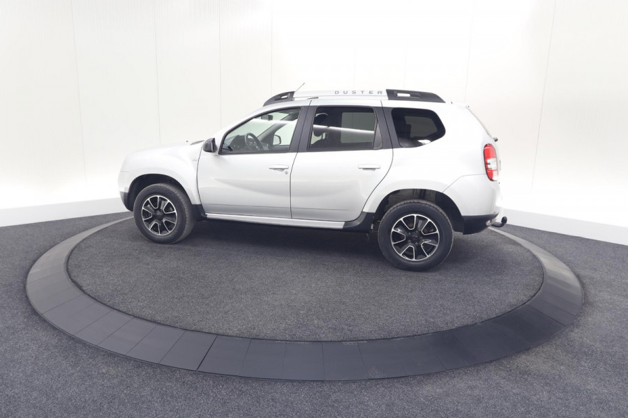 Dacia Duster TCe 120 4x2 Blackshadow | Trekhaak | Camera | Navigatie | Parkeersensoren