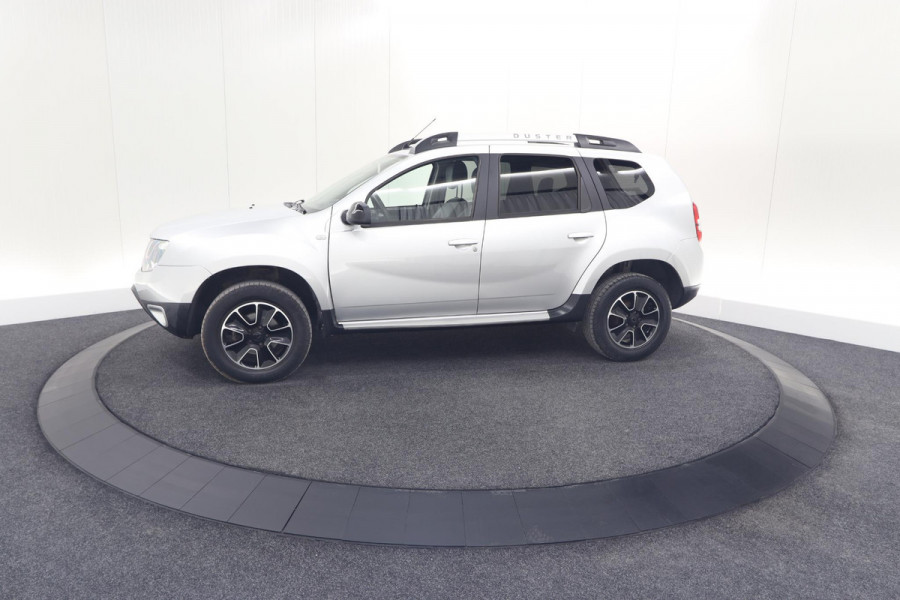 Dacia Duster TCe 120 4x2 Blackshadow | Trekhaak | Camera | Navigatie | Parkeersensoren