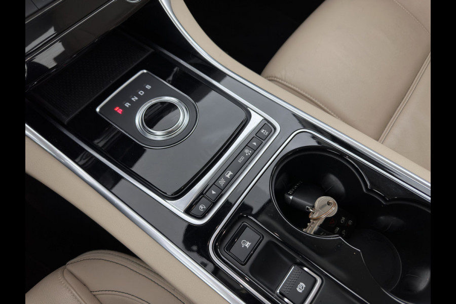 Jaguar XE 2.0 D Prestige Aut. *LUXURY-LEATHER | XENON | NAVI-FULLMAP | CAMERA | HEATED-COMFORTSEATS | ECC | PDC | CRUISE | 17''ALU*