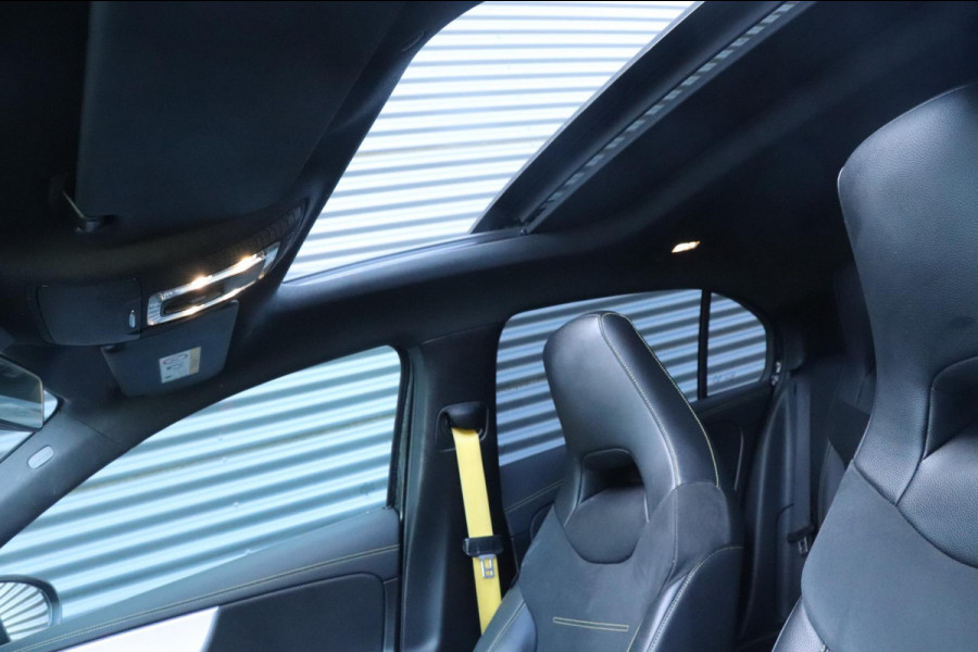 Mercedes-Benz A-Klasse 250 | PANO / HUD / EDITION 1