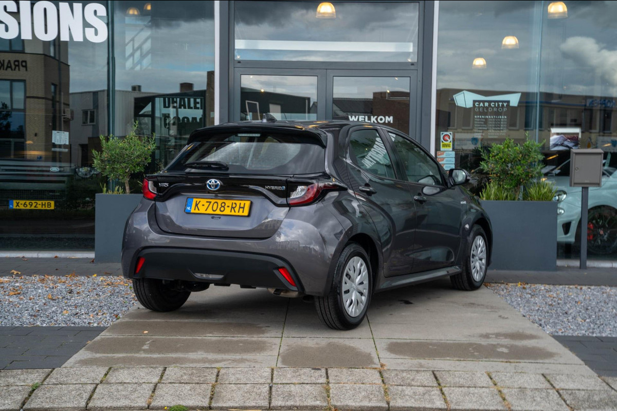 Toyota Yaris 1.5 Hybrid Active / AUTOMAAT / Camera / Carplay / Cruise / DAB+