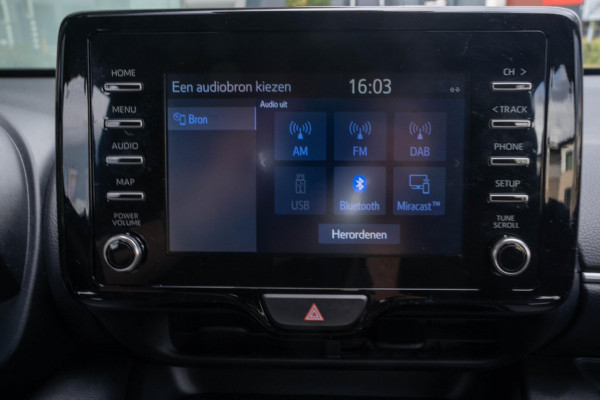 Toyota Yaris 1.5 Hybrid Active / AUTOMAAT / Camera / Carplay / Cruise / DAB+