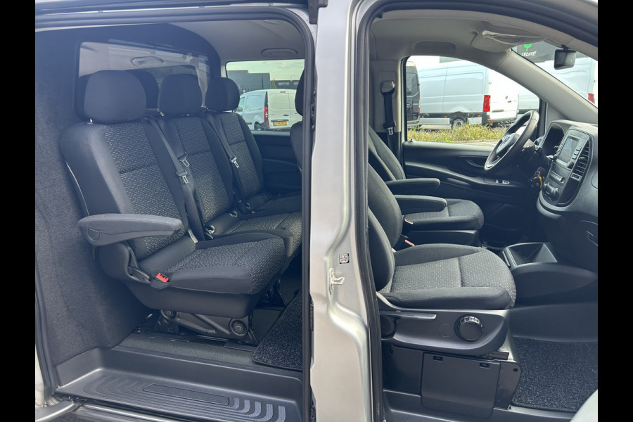 Mercedes-Benz Vito 116 CDI Extra lang / Dubbele cabine / LED / Achterdeuren / 9G-TRONIC / 2500KG Trekhaak / Camera / Parkeersensoren / Navigatie /