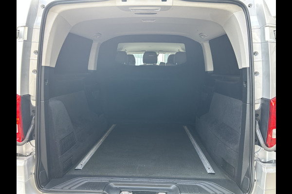 Mercedes-Benz Vito 116 CDI Extra lang / Dubbele cabine / LED / Achterdeuren / 9G-TRONIC / 2500KG Trekhaak / Camera / Parkeersensoren / Navigatie /
