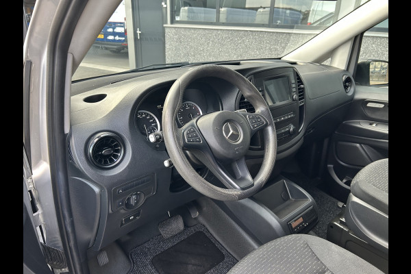 Mercedes-Benz Vito 116 CDI Extra lang / Dubbele cabine / LED / Achterdeuren / 9G-TRONIC / 2500KG Trekhaak / Camera / Parkeersensoren / Navigatie /