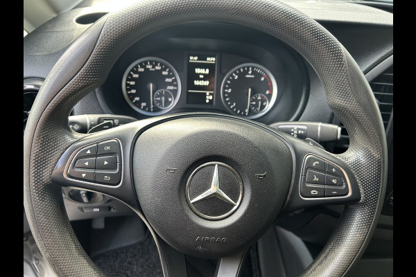 Mercedes-Benz Vito 116 CDI Extra lang / Dubbele cabine / LED / Achterdeuren / 9G-TRONIC / 2500KG Trekhaak / Camera / Parkeersensoren / Navigatie /
