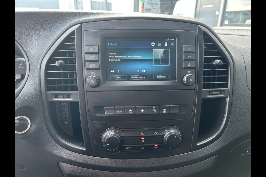 Mercedes-Benz Vito 116 CDI Extra lang / Dubbele cabine / LED / Achterdeuren / 9G-TRONIC / 2500KG Trekhaak / Camera / Parkeersensoren / Navigatie /